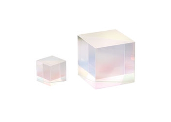 broadband polarizing cube beam splitter, 12.7 x 12.7 x 12.7 mm